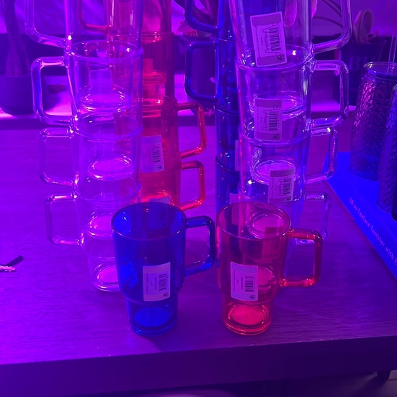 Blue and Red Drinkware Collection with Neon-like Glow - Picture 3 of 3